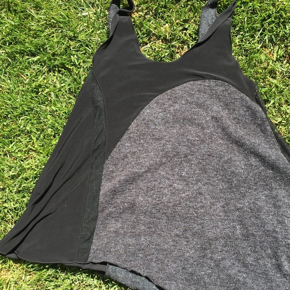 Asymmetrical tank top…. - Picture 10 of 10